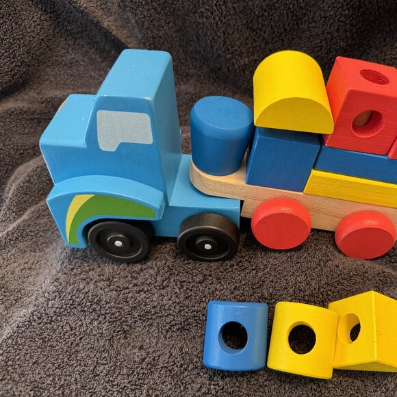 Melissa & Doug Mega Race-Car Carrier and blocks - fun and play! - Picture 2 of 11